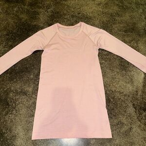 lulu-lemon long-sleeved swiftly tech shirt!!
